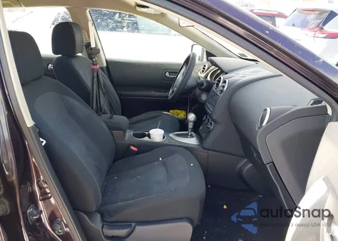 2013 Nissan Rogue S z USA, uszkodzony, nr VIN JN8AS5MV1DW143239